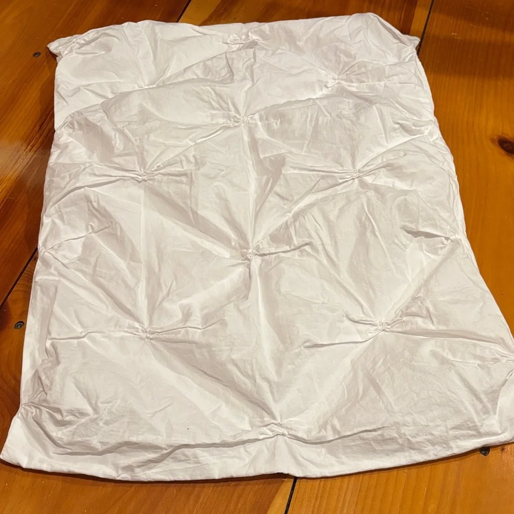 WEST ELM *Standard* White Pintuck Organic Cotton Pillowcase Cover